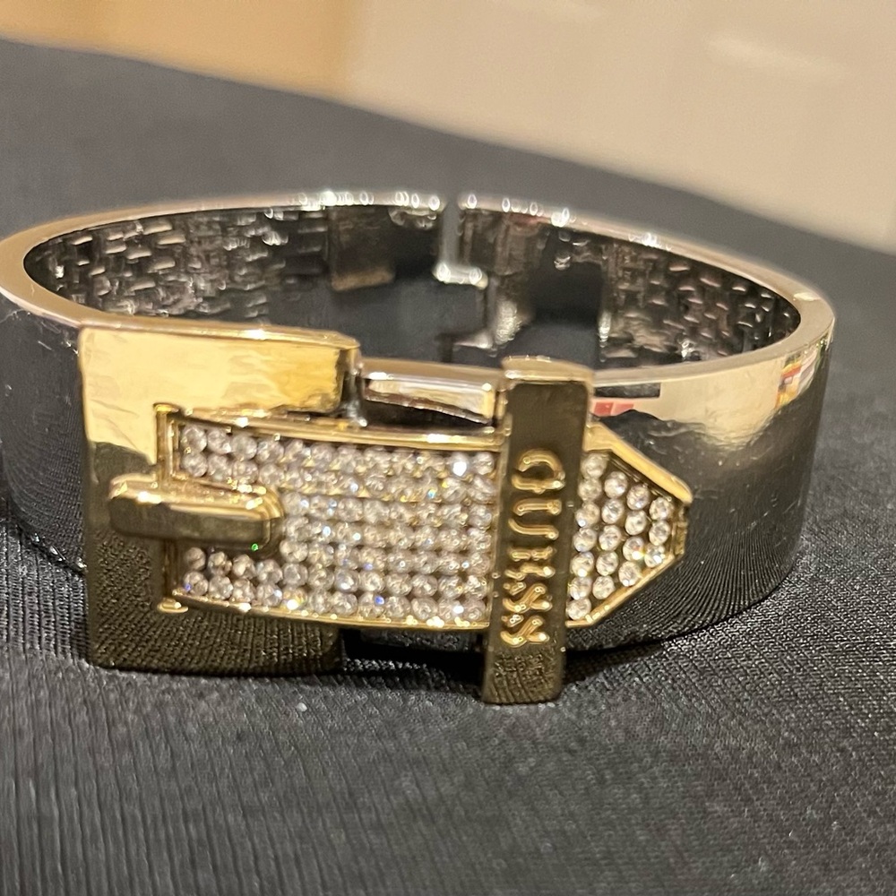 Guess Bangle - Preloved